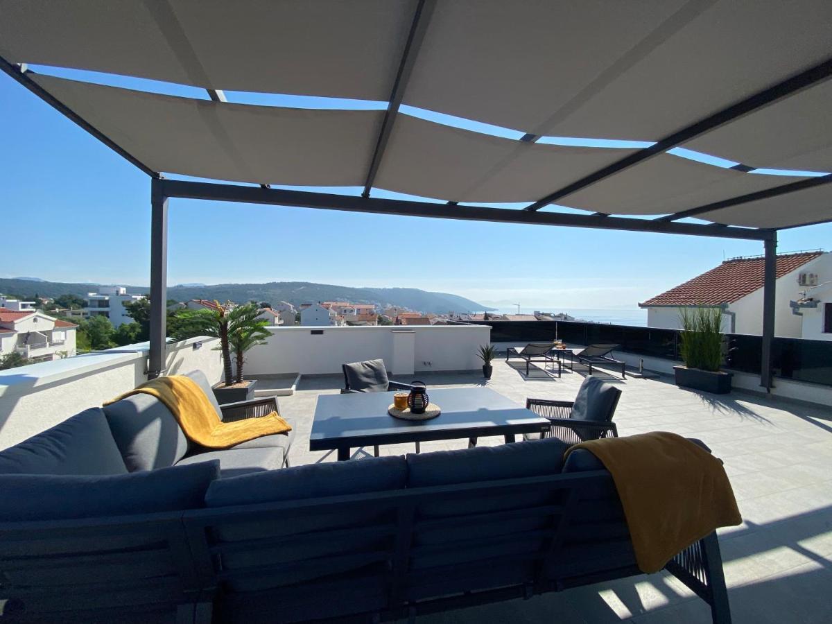 Apartment Agnes With 63 M2 Rooftop Terrace, Grill And Pool Округ Горни Экстерьер фото